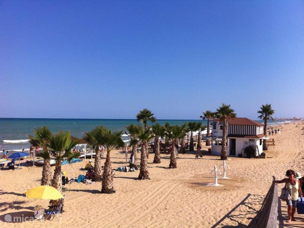Bonito Apartamento Con Piscina Formentera del Segura Bagian luar foto